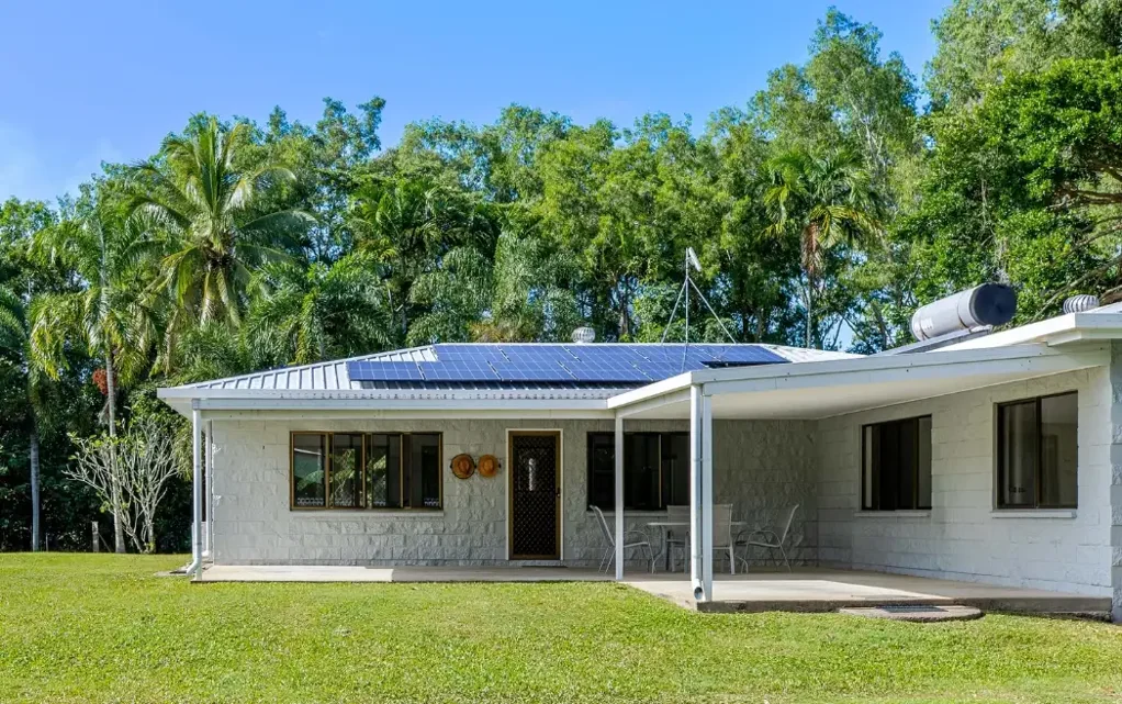 Wonga Beach 3 Bedroom PRIVATE 2 ACRE RETREAT