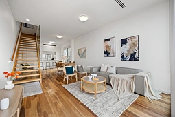 27 Mattingley Lane, Norwood