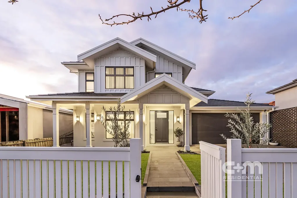 Hadfield 5 Bedroom Sophistication, Scale & Pure Perfection!