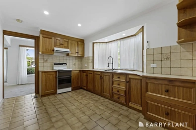 ਰਸੋਈ - 32 Pine Road, Bayswater, VIC 3153