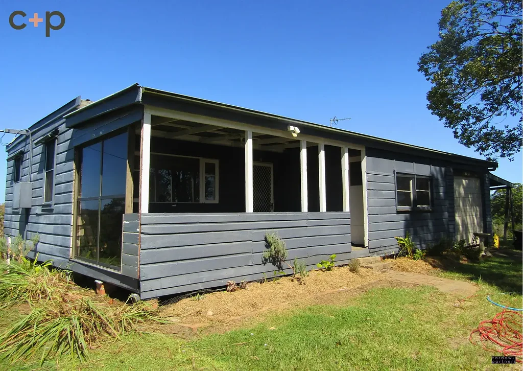 RUSTIC 2 BEDROOM FARM HOUSE WITH BEAUTIFUL VIEWS