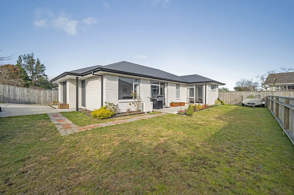 Taupo 3chambre Modern comfort and easy care living in Taupo