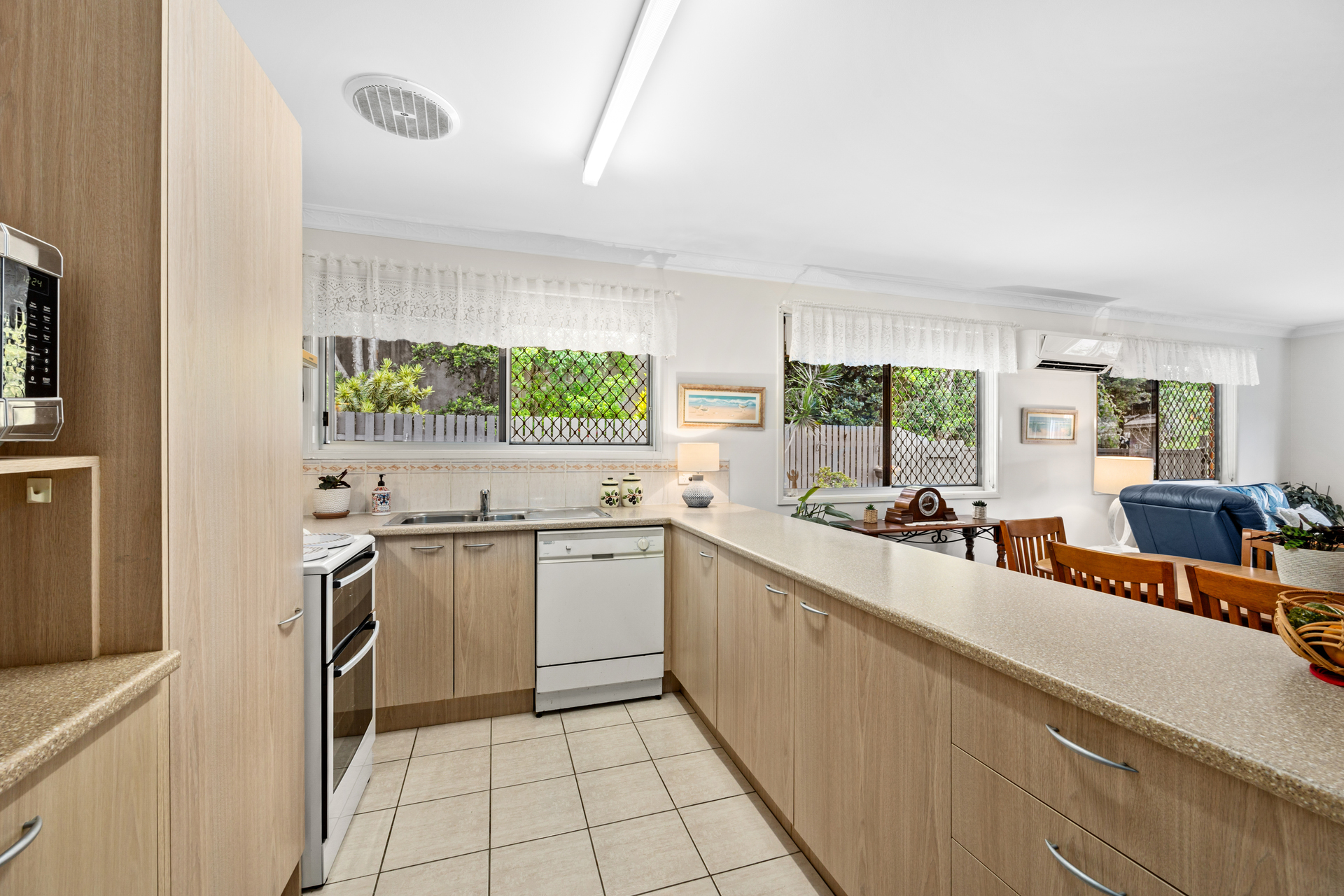 UNIT 8 19 ARWEN ST, MAROOCHYDORE QLD 4558, 0 Schlafzimmer, 0 Badezimmer, Unit