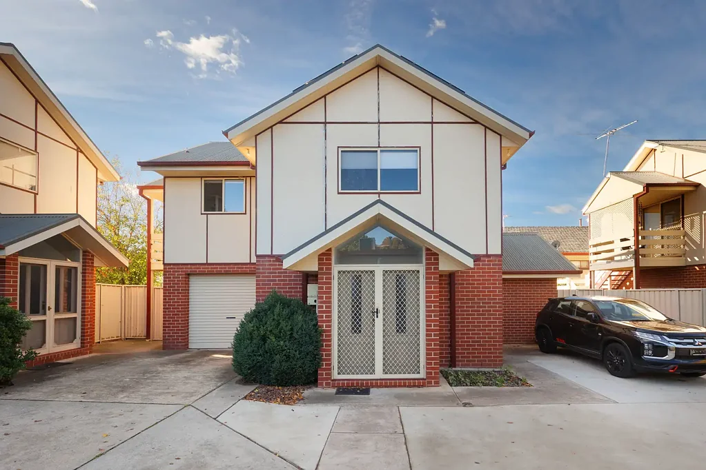 Wodonga 3部屋 WODONGA - What A Position