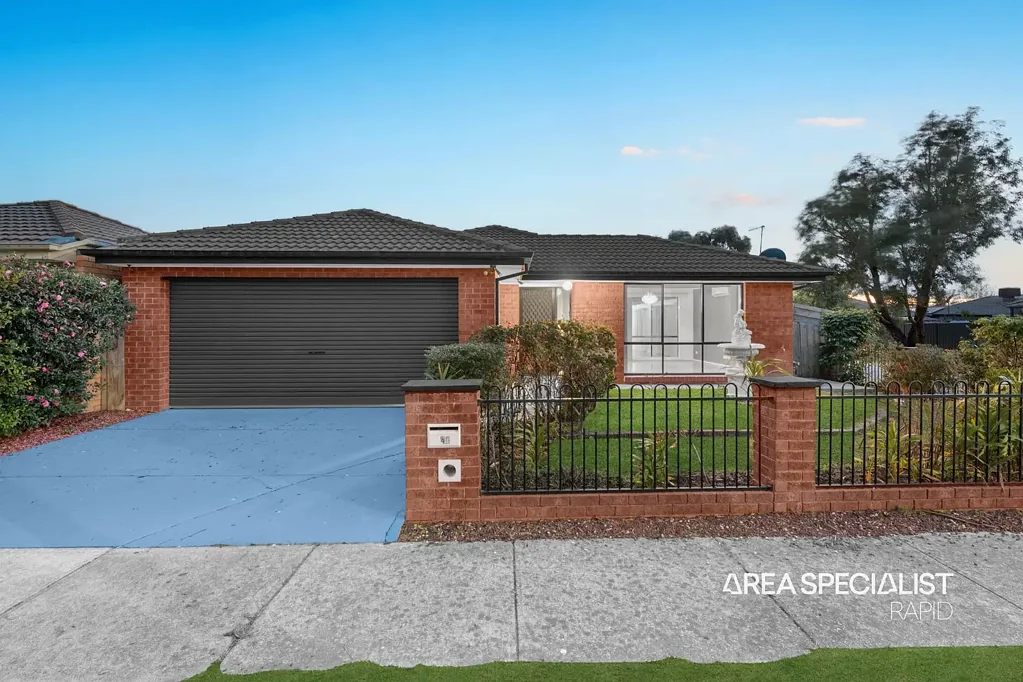 Hampton Park 4Phòng ngủ An Inviting Family Sanctuary in Prime Location!