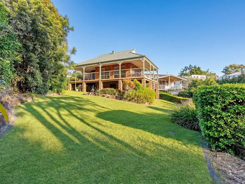 Burleigh Heads 4બેડરૂમ Ocean to Hinterland Panorama — North Prime Position on huge 1,062m² block