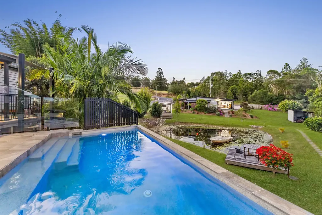 Chatsworth 4ห้องนอน A Truly Unique Estate with Multiple Living Opportunities