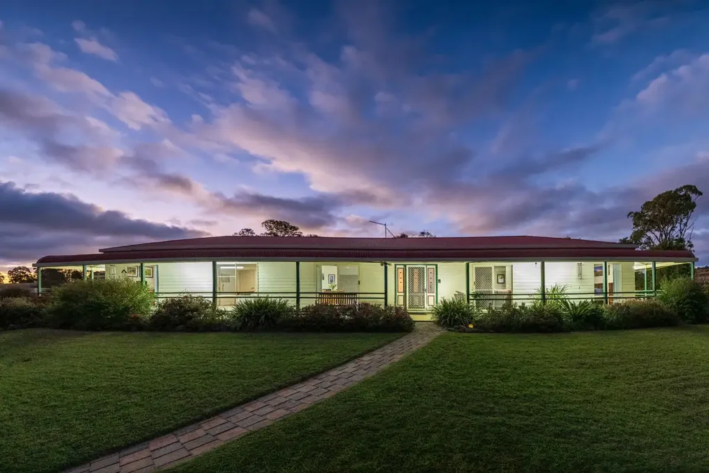 Yangan 4 Bedroom SPACE, PRIVACY AND LIFESTYLE MINUTES FROM WARWICK