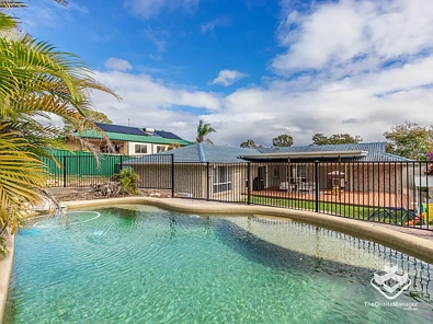 Helensvale 4Zimmer DREAM FAMILY HOME ON HUGE 831m2 BLOCK, NO REAR NEIGHBOURS!