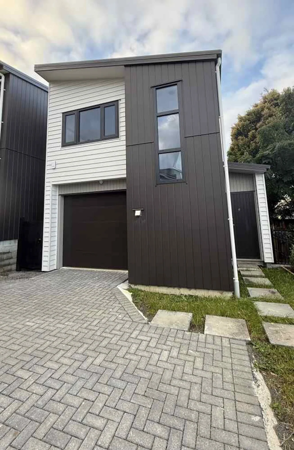 3 Bedrooms in Botany Downs