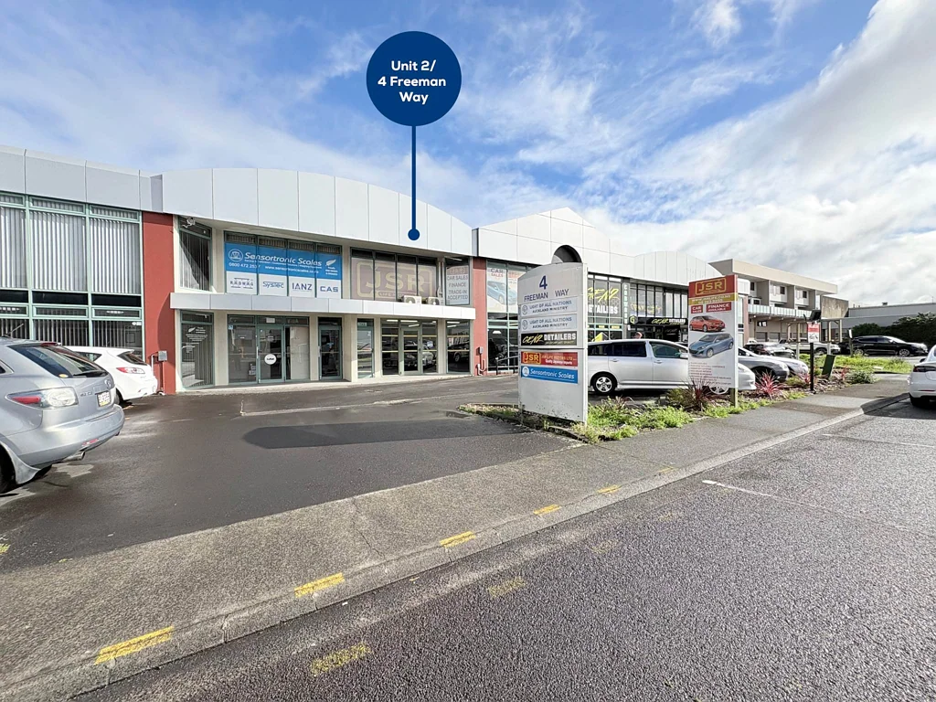 Manukau 318M² CAR RETAIL SPACE FOR LEASE