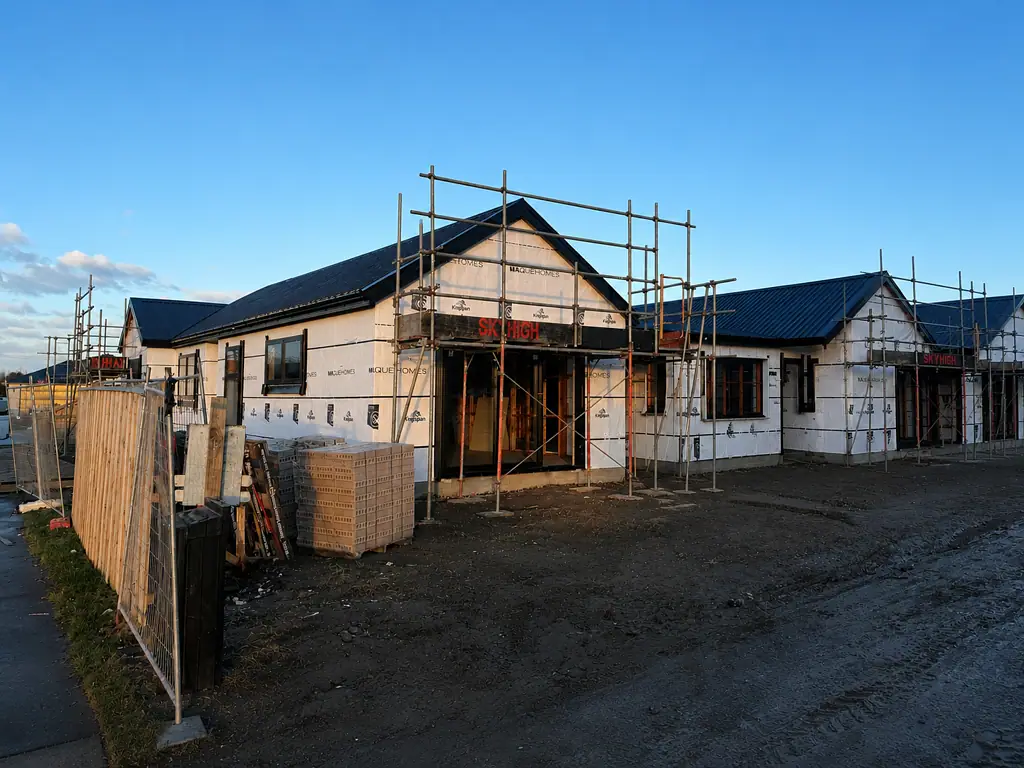 Halswell 3 Slaapkamer Brand New, Stylish & Single Level!