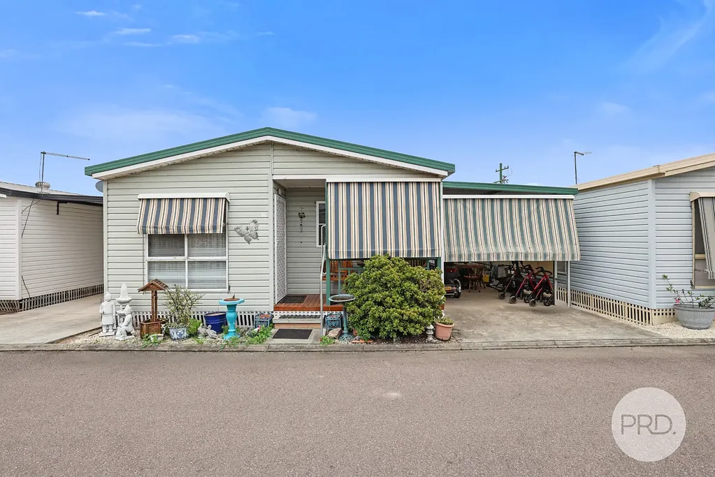 Aberdeen 2 Bedroom Affordable small village living!