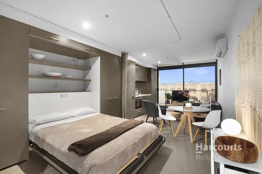 Fully Furnished!