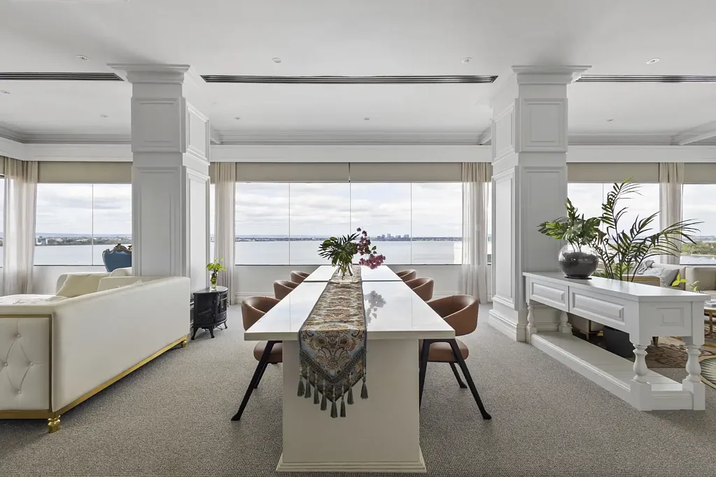 Crawley 4房  An Entire-Floor Penthouse, Reimagined