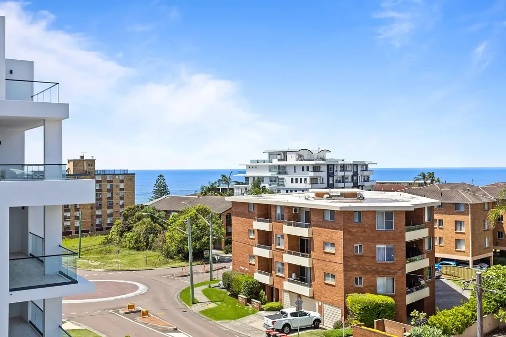 The Entrance 2ห้องนอน Split-Level Coastal Apartment with Ocean Views - Ideal Weekender, Airbnb, or Investment