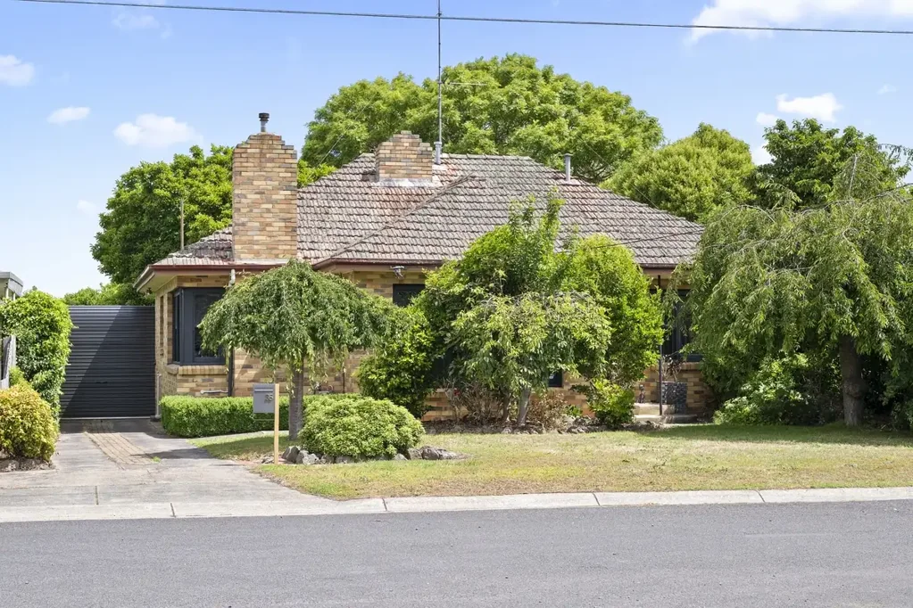 Lovely Updated Home in Great Location
