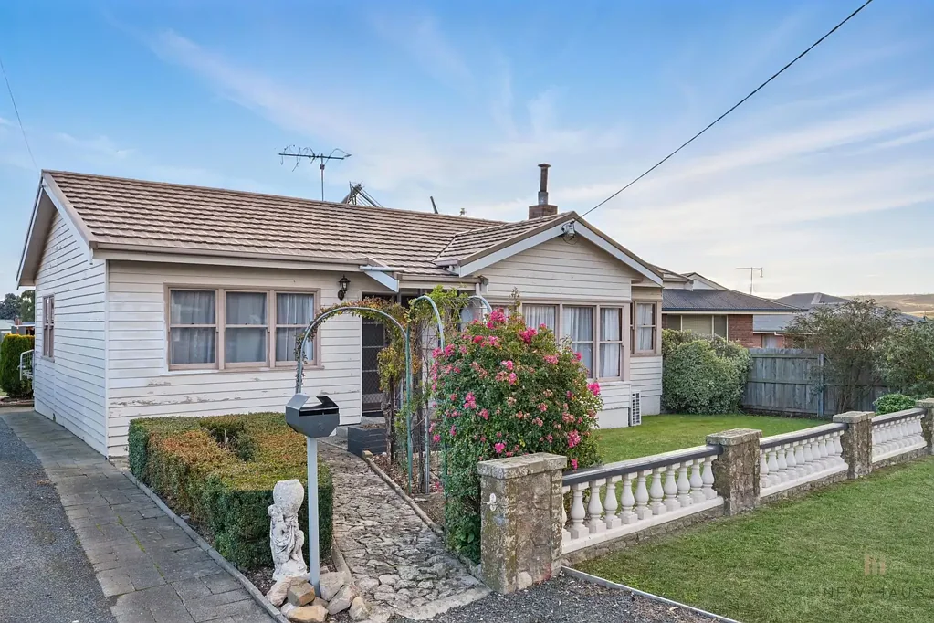 Oatlands 2બેડરૂમ Mid-Century Home + Development Potential STCA