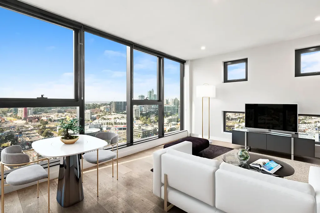 Immaculate and light-filled urban living with open views!