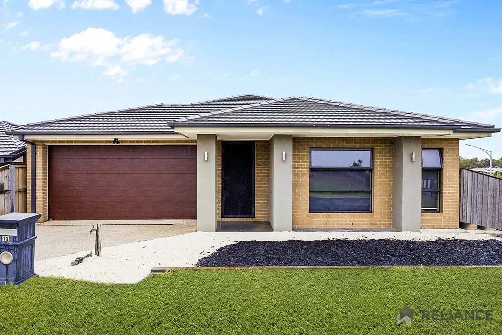 Maddingley 4ਬੈੱਡਰੂਮ Contemporary Style, Spacious & Family Comfort