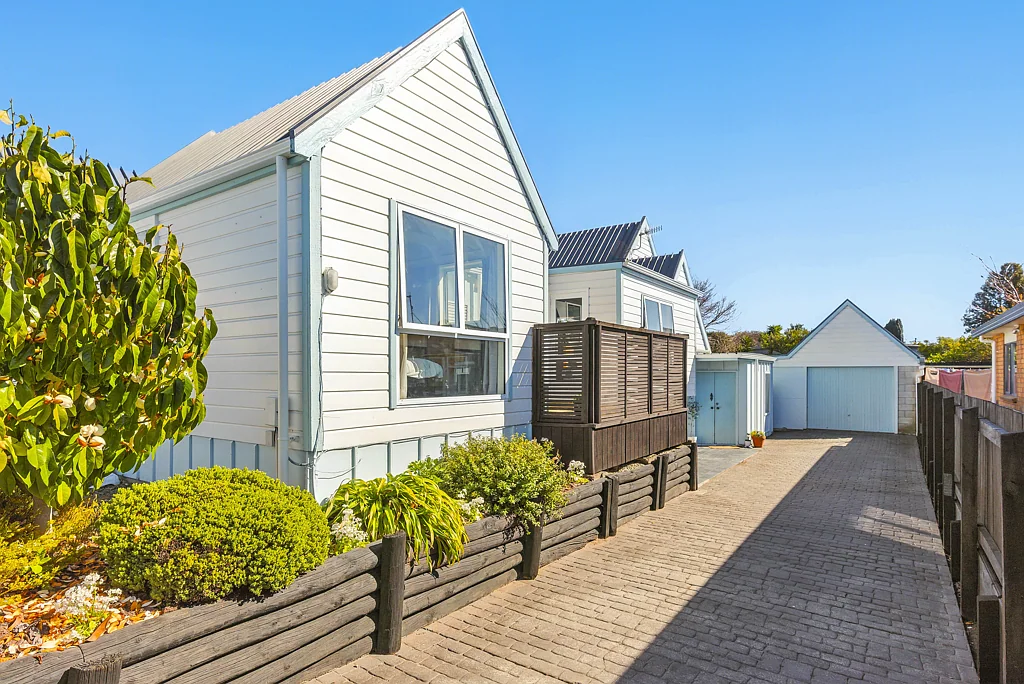 Paraparaumu Beach 3ਬੈੱਡਰੂਮ Your own slice of paradise!