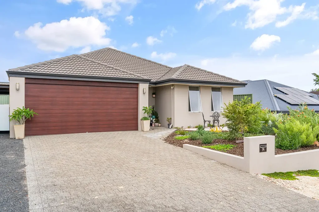 Margaret River 4ห้องนอน Family Home with Side Access & Room for All the Extras