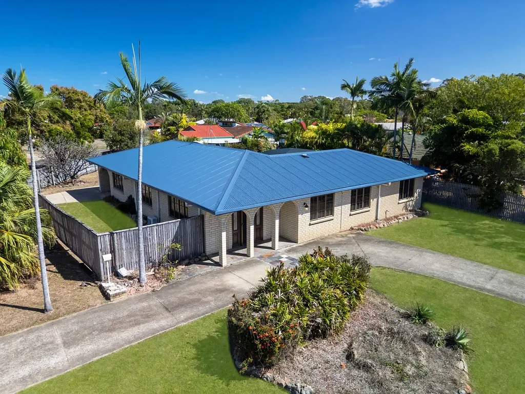 Annandale 4ਬੈੱਡਰੂਮ FILLED WITH CHARACTER & CHARM THIS UNIQUE FAMILY HOME & POOL WILL IMPRESS.