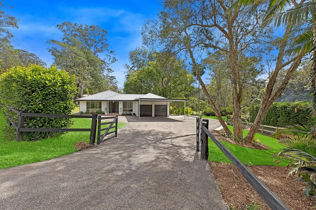 Peaceful Acreage Living in Sought-After Matcham