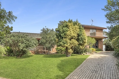 Point Lonsdale 5房  Elevated Coastal Living with Unmatched Potential