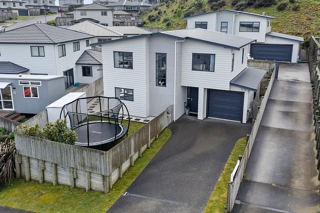 3a Sandino Place, Grenada Village, Wellington