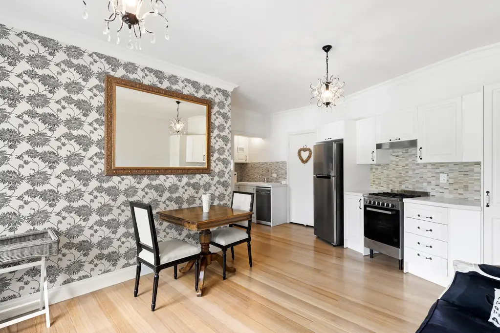 Toorak 1部屋 INVESTORS LOOKING FOR AN EXCELLENT RETURN.