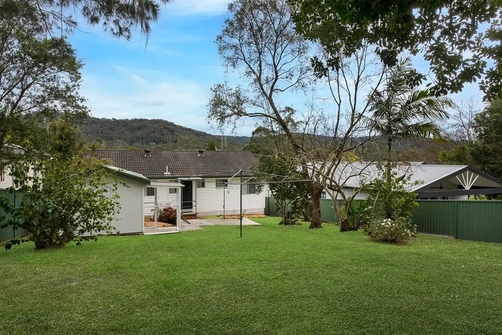 Narara 3 Bedroom Quaint Cottage with Detached Studio, Room for Granny Flat (STCA)