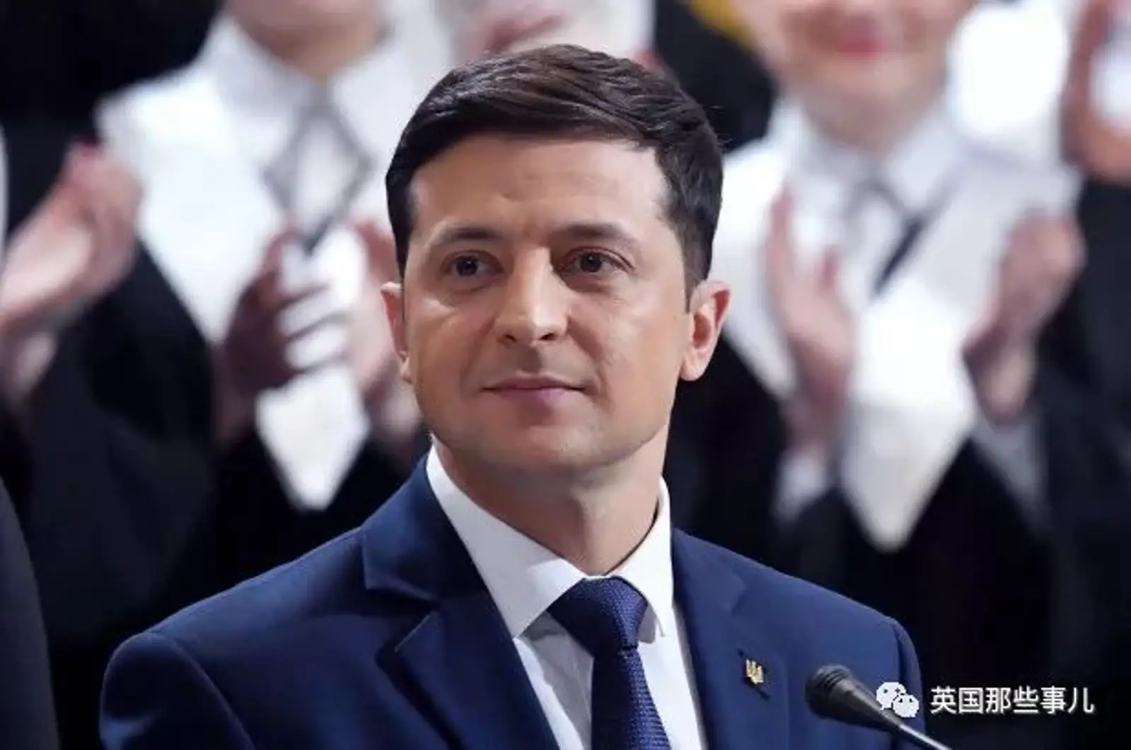 上任一周，把电视界朋友们调入政府，这新总统是要把政府变娱乐圈的节奏哇