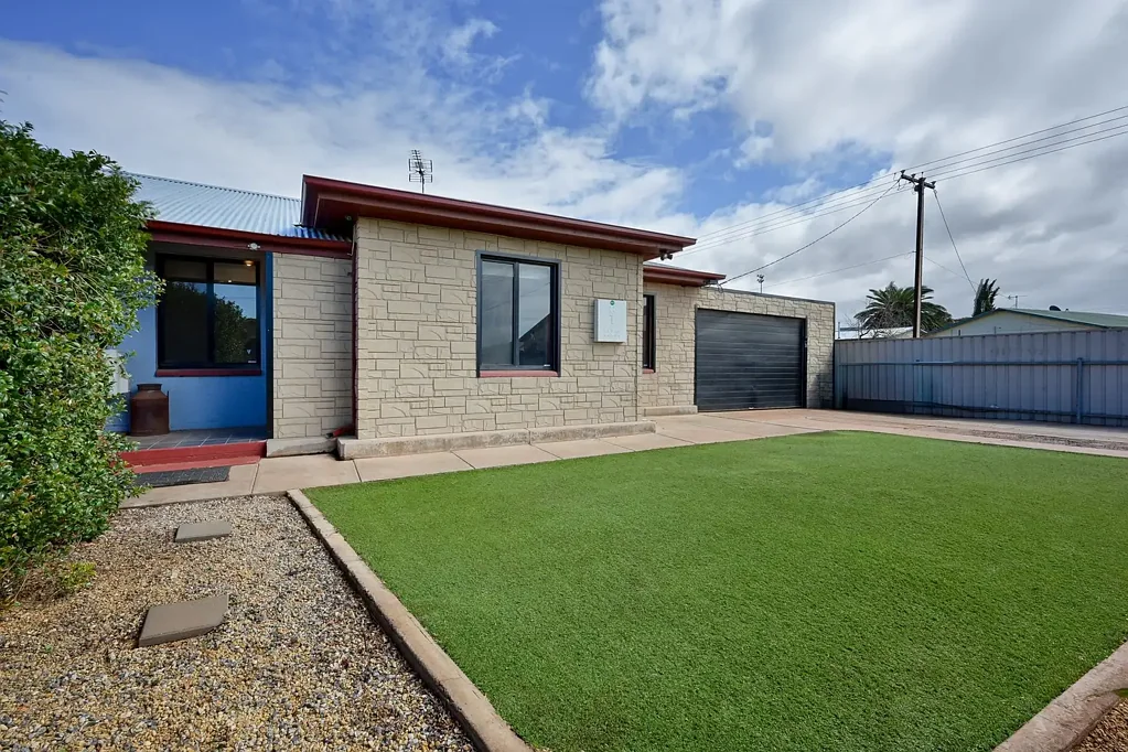 1 Henderson Street, Whyalla Norrie, SA 5608