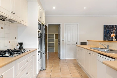 15 Ash Grove North, Langwarrin, VIC 3910, 5房, 2浴, House