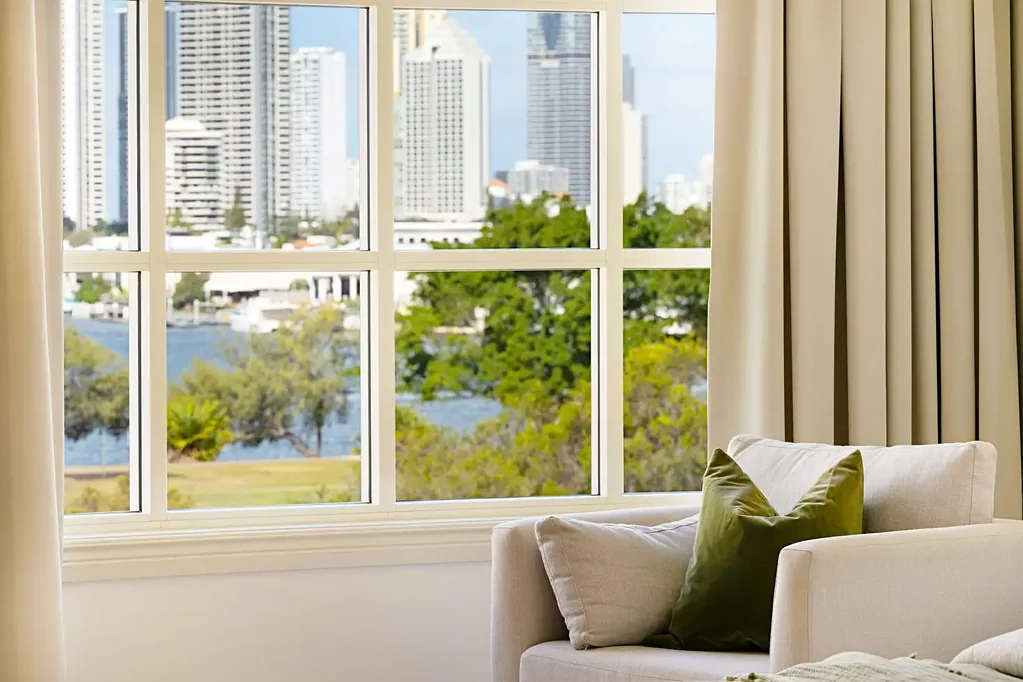Southport 3房  Unparalleled Luxury in Brighton Grand – Executive Sub-Penthouse