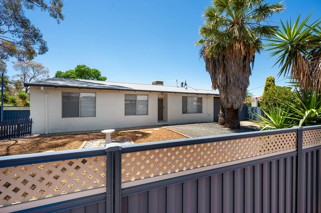 17A Sewell Drive, Kalgoorlie, WA 6430