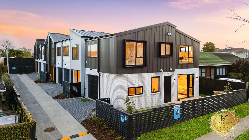 Botany Downs 3ห้องนอน Brand New Freehold Standalone Homes - Botany Downs