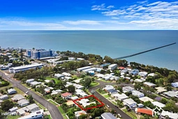 53 Hibiscus Street, Urangan