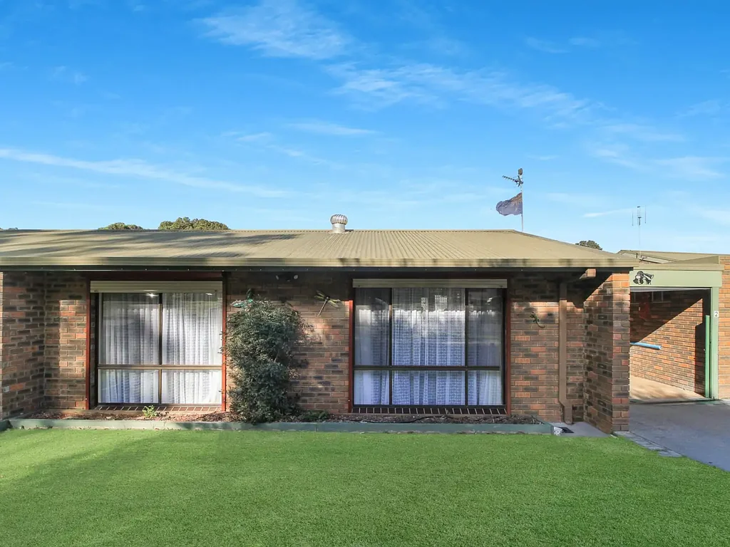 Bairnsdale 2房  REFRESHED UNIT IN A GREAT LOCATION!