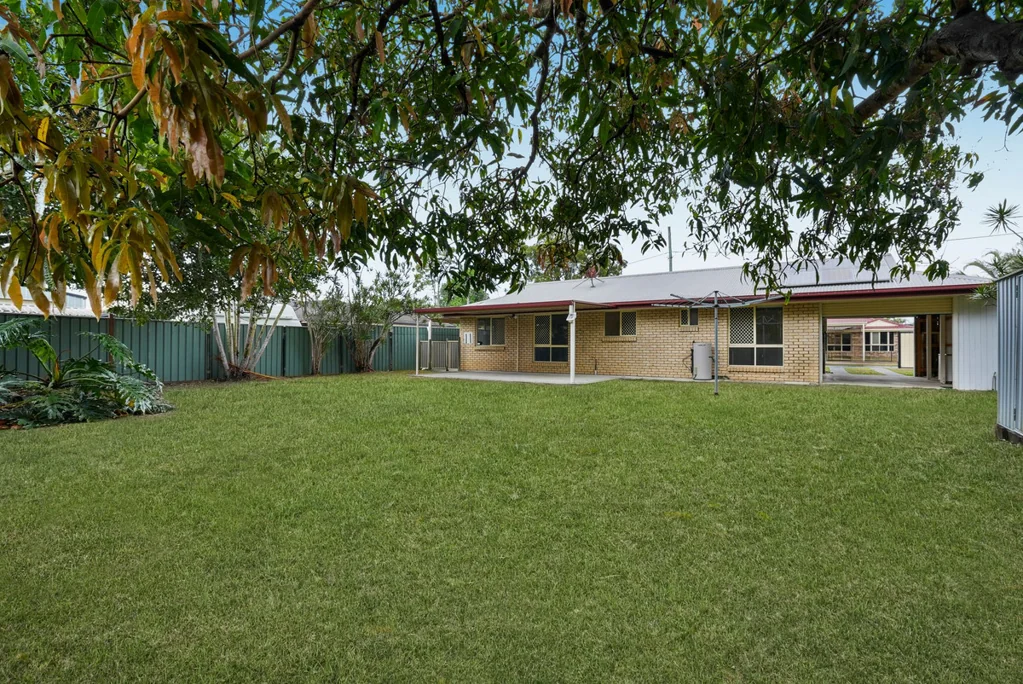 Caboolture 3Habitaciones Neat, Clean and Fresh! With Side Through Access To The Rear! 670M2