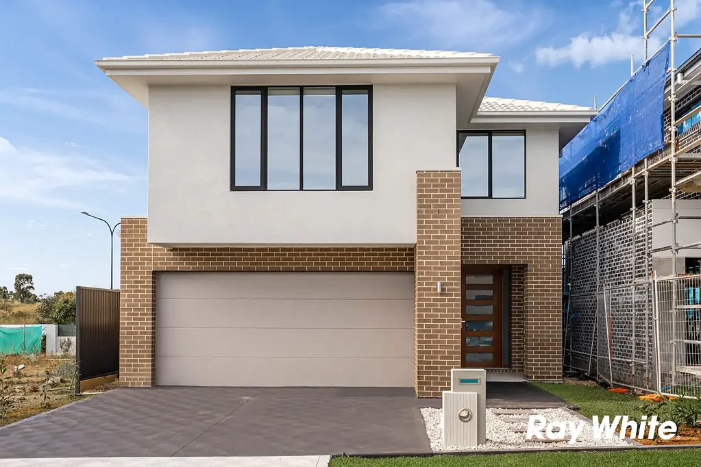 FRESH, SPACIOUS & READY TO MOVE IN | Brand New Marsden Park Five Bedroom Family Home