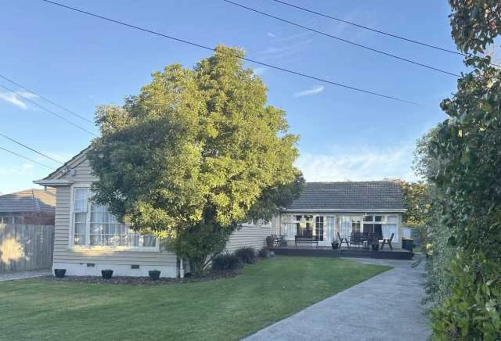 Christchurch Central 3 Bedroom Big on Room and Style