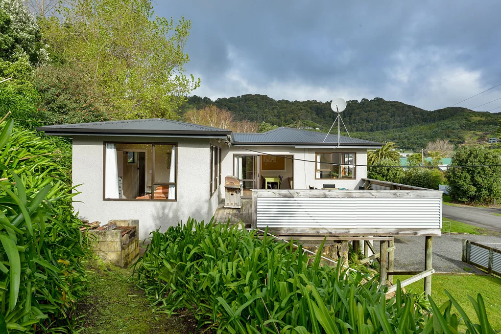 Mahia 3房  Further price reduction - jewel in the town!
