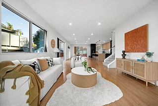 45A Hogans Road, Glenfield, North Shore City