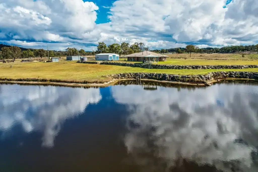 Dalcouth 3房  Stanthorpe - Lifestyle - Location - Loads of Water