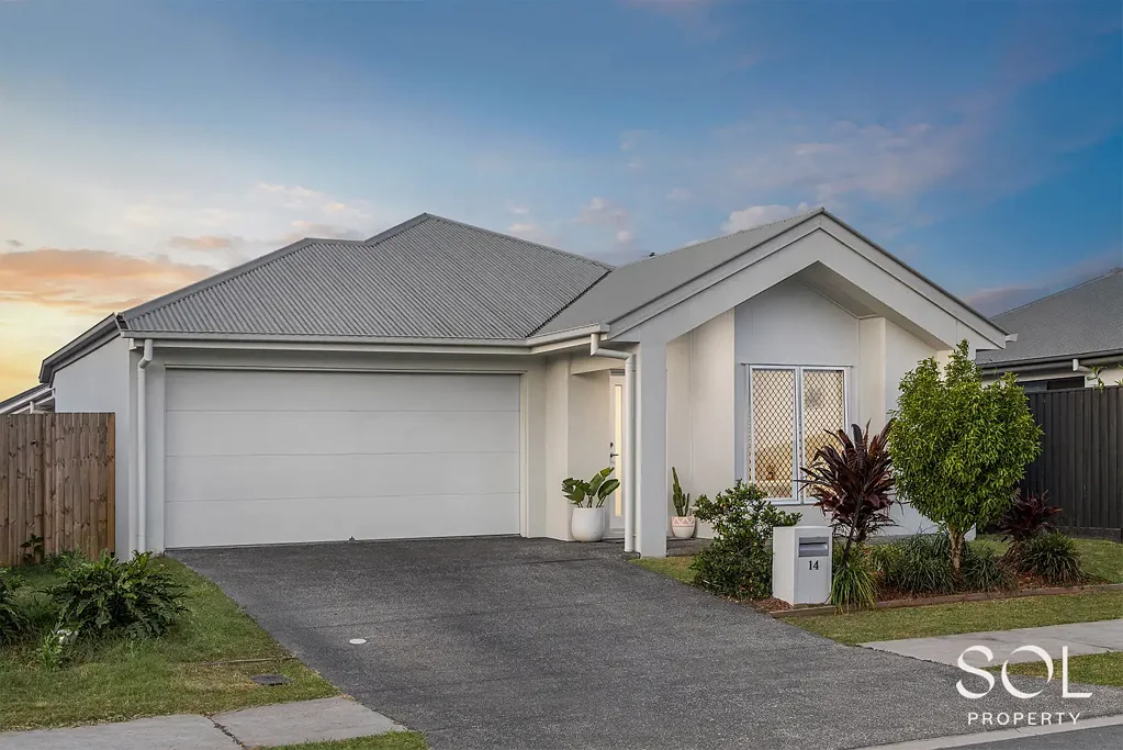Joyner 4 Bedroom Contemporary elegance and family functionality