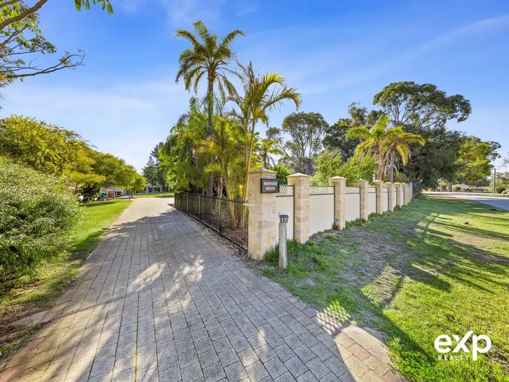 Greenfields 6房  A Rare Country Road Estate Residence with Room for Every Chapter