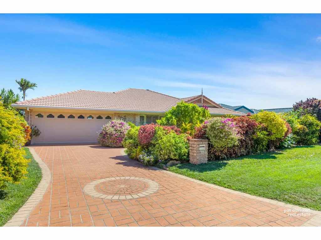 37 Rosewood Drive, Norman Gardens, QLD 4701