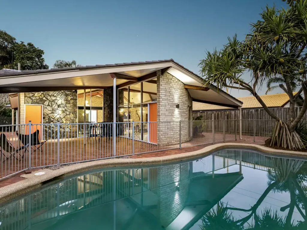 Jindalee 4ਬੈੱਡਰੂਮ Frank’s Round House - Breaking the Mould